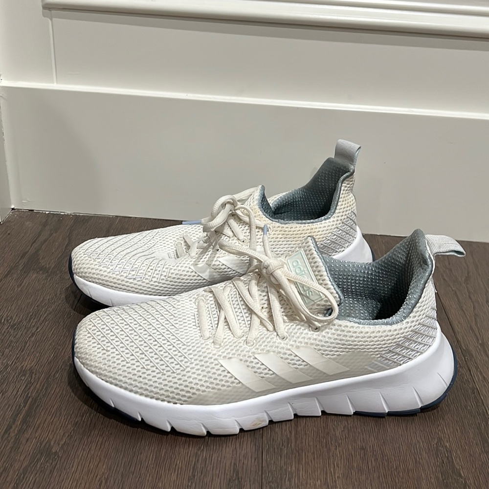 Lightly worn women’s adidas.